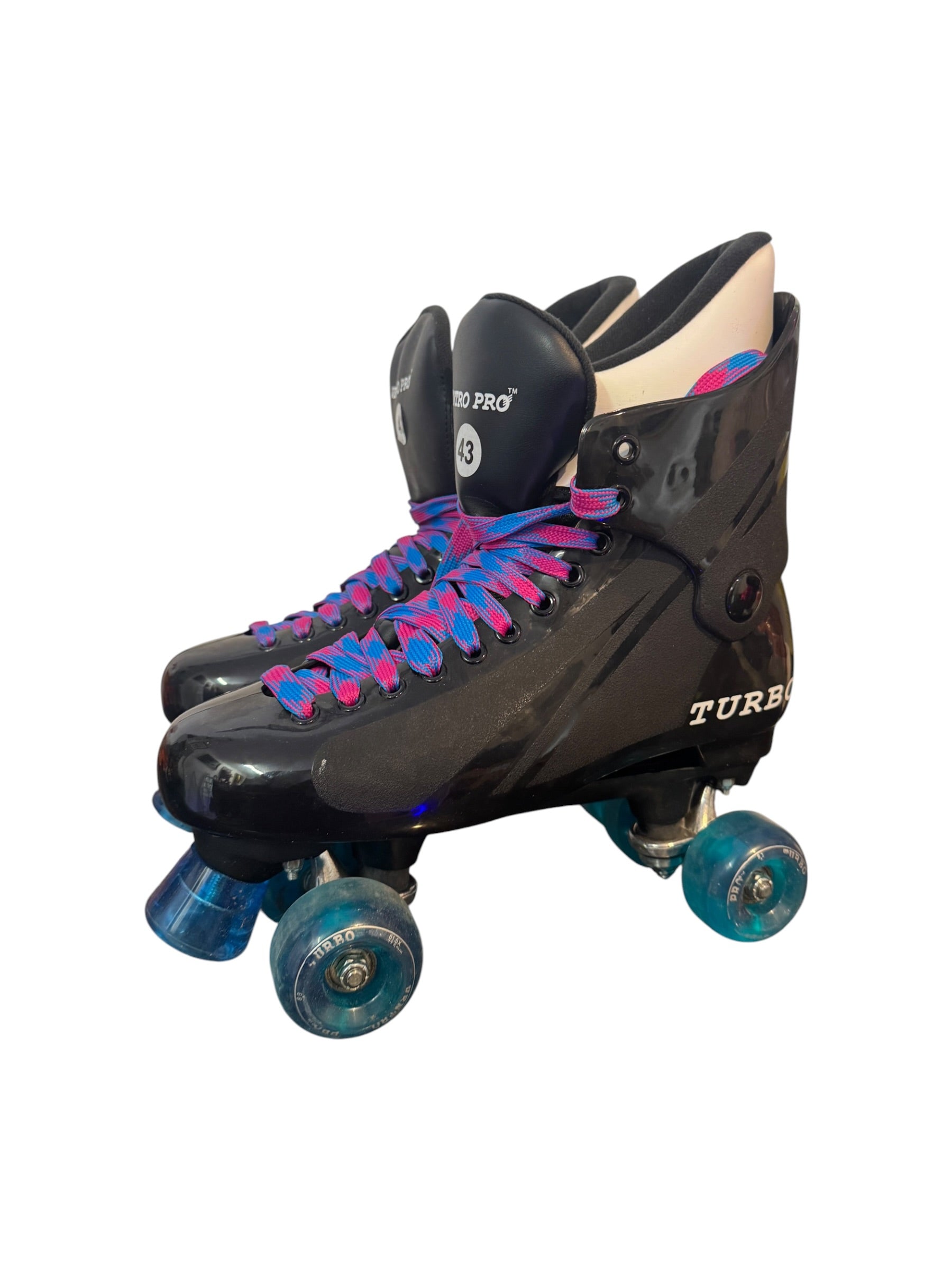 Renewed UK9 Ventro Turbos quad Rollerskates