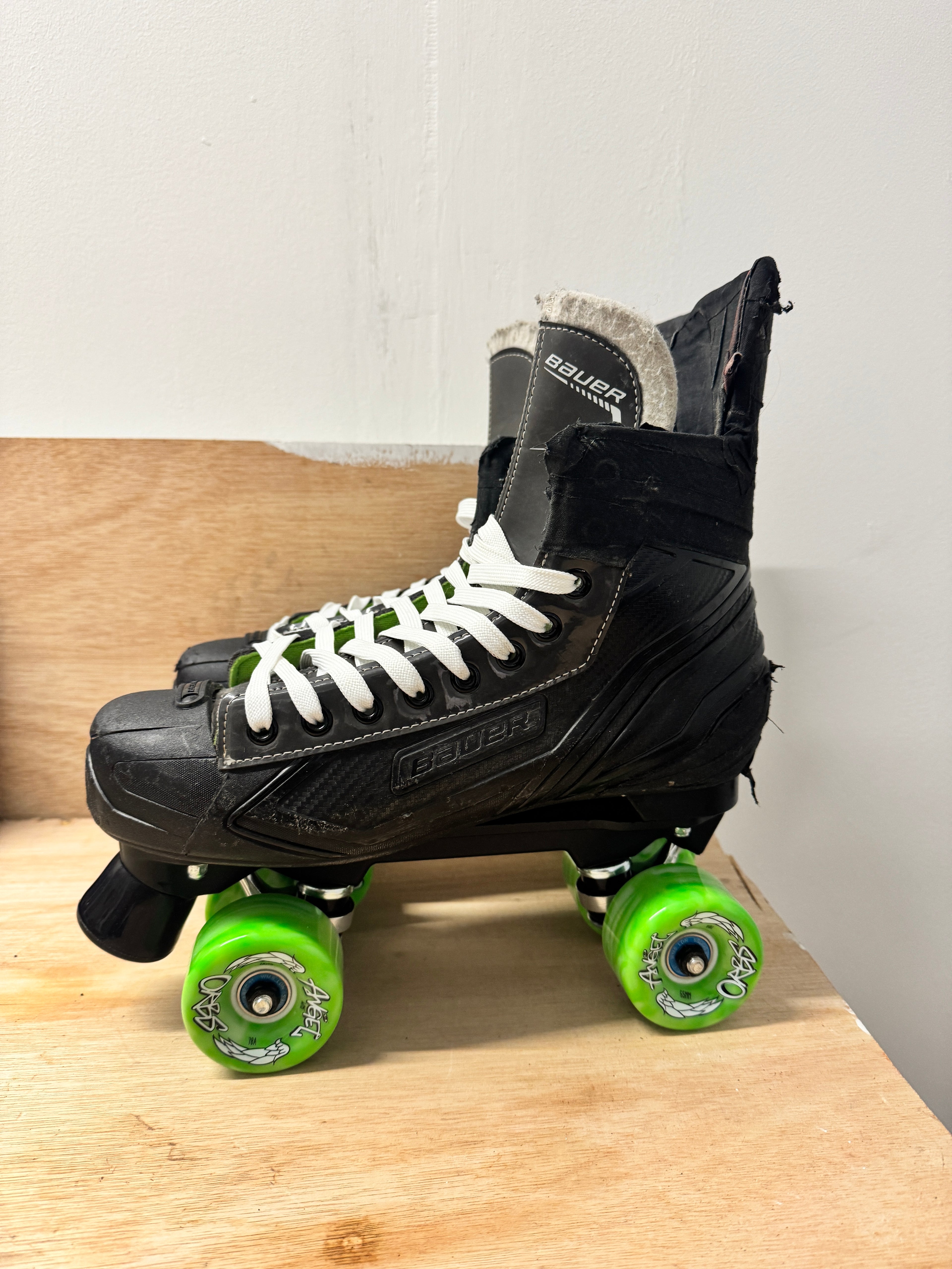 Renewed UK10 Bauer XLS quad Rollerskates full build