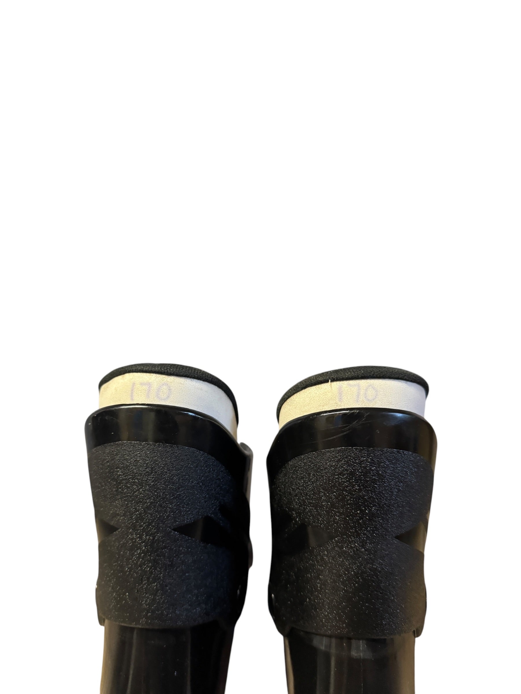 Renewed UK11 Ventro Turbos quad Rollerskates