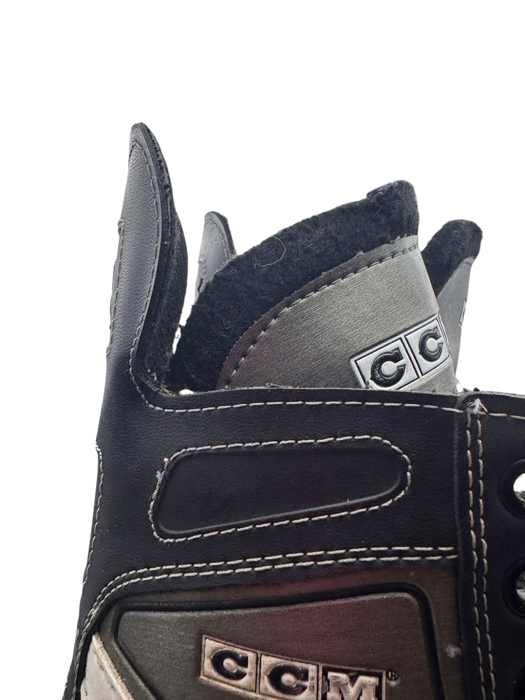 Renewed UK10 CCM 92 NHL Quad Roller skates