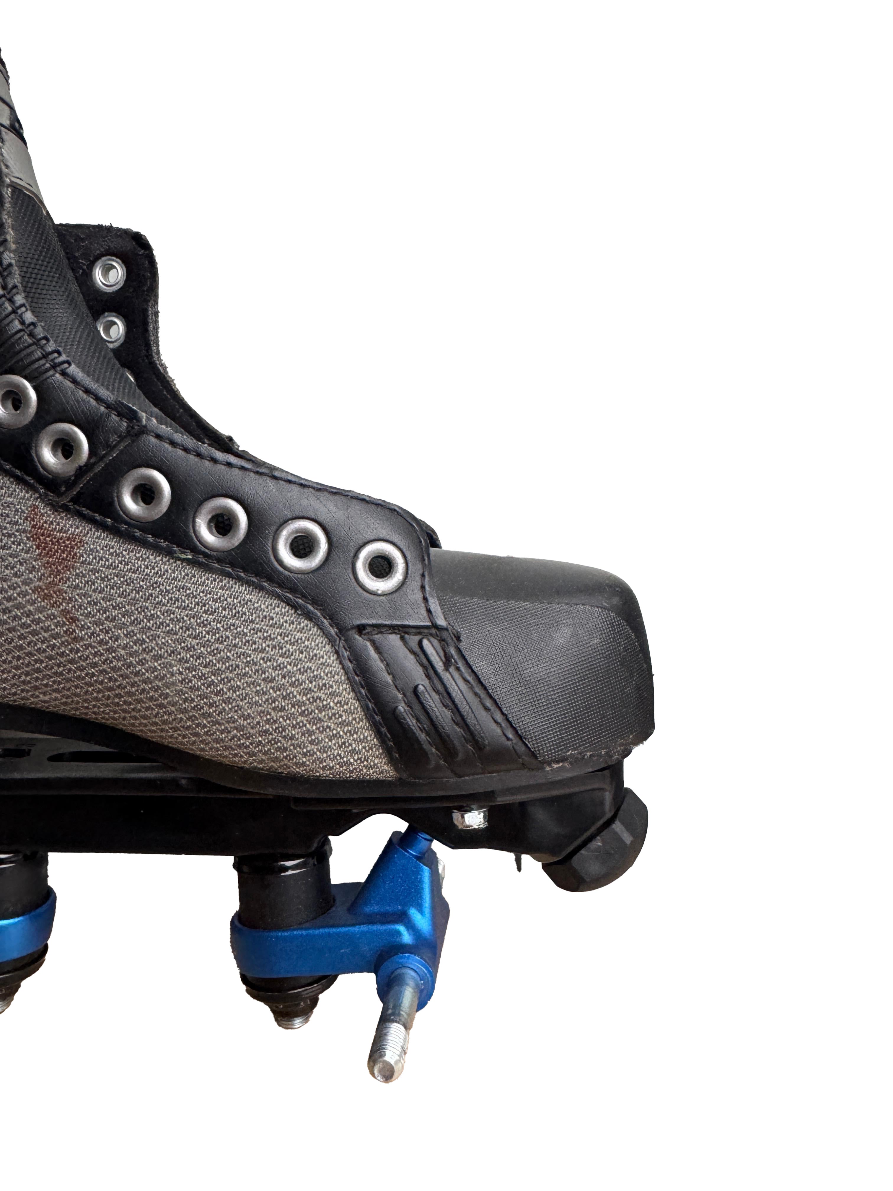 UK5 Nike Bauer Supreme 11 Quads Roller Skates