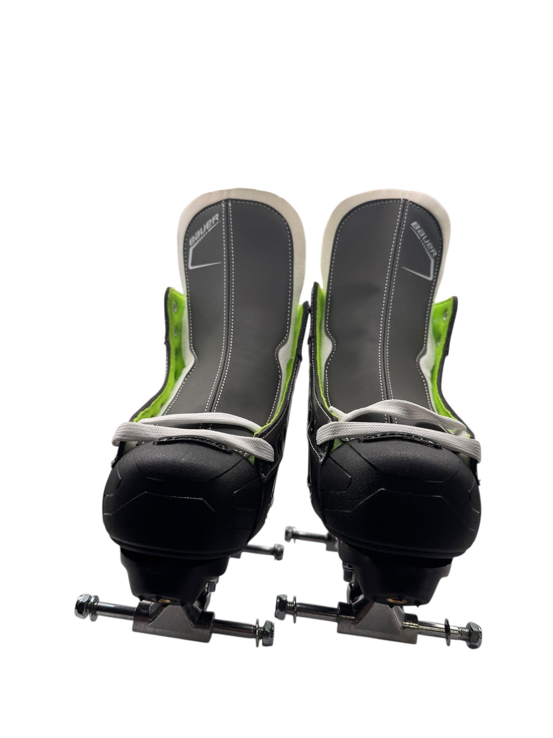 NEW Bauer XLS Quad Skates rollerskates