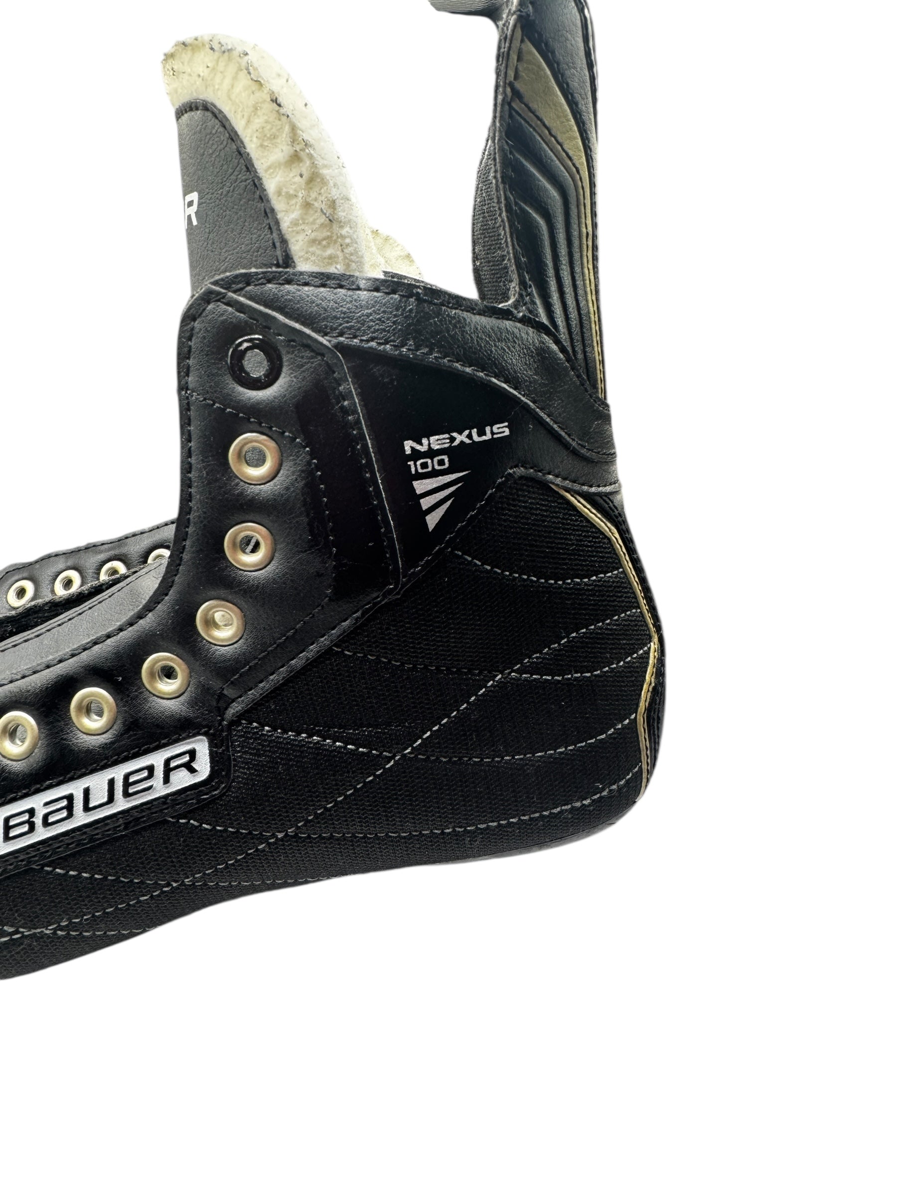 UK10 EE NEXUS Bauer 100 Quad Rollerskates