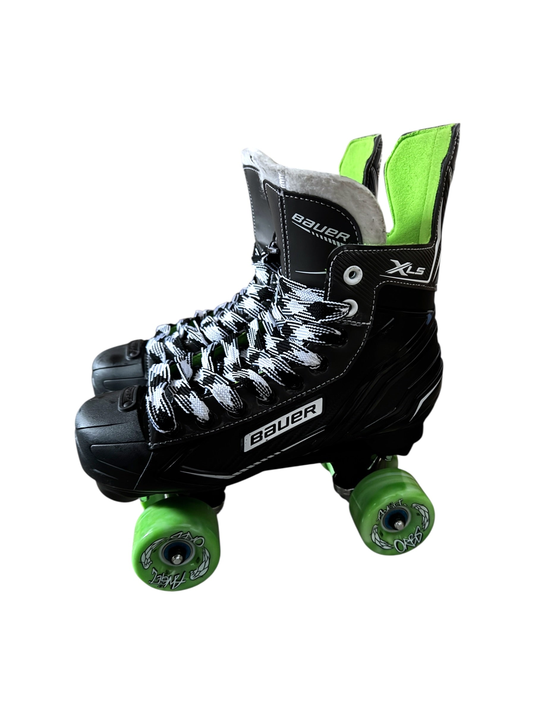Renewed UK8 Bauer XLS quad Rollerskates full build