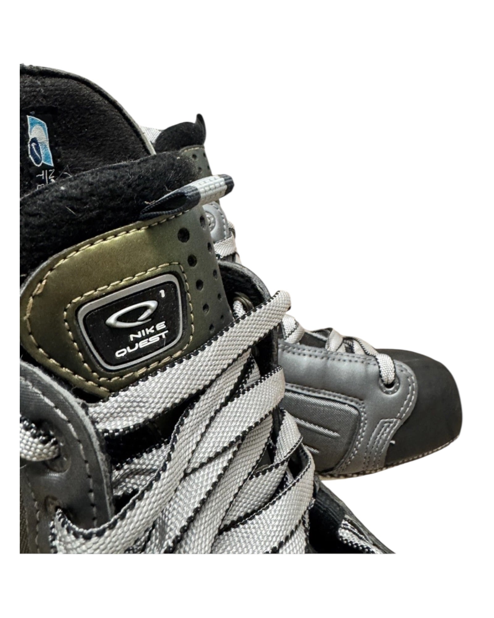 Nike Quest 1 Hockey skates