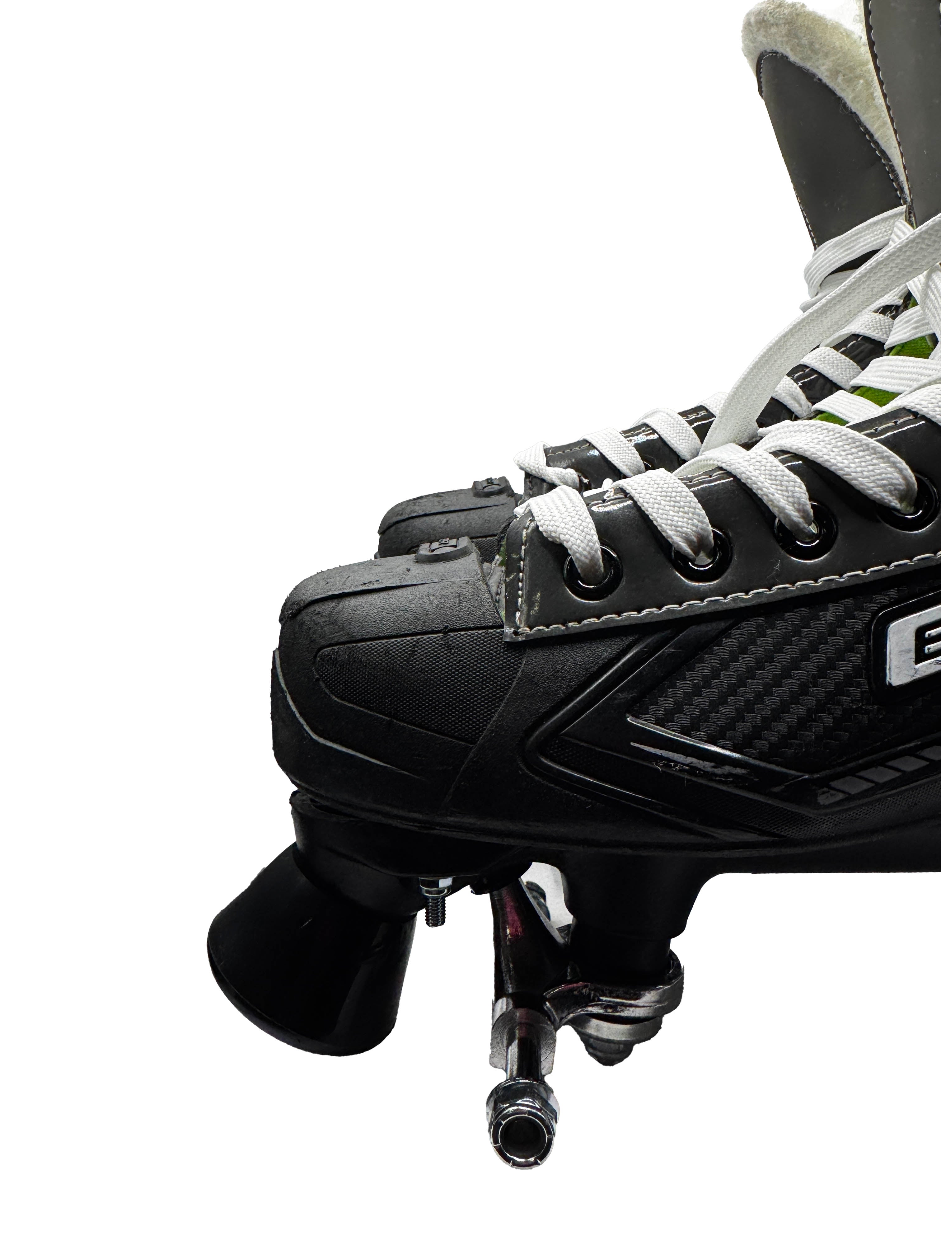 Renewed UK11 XLS Quad Roller skates