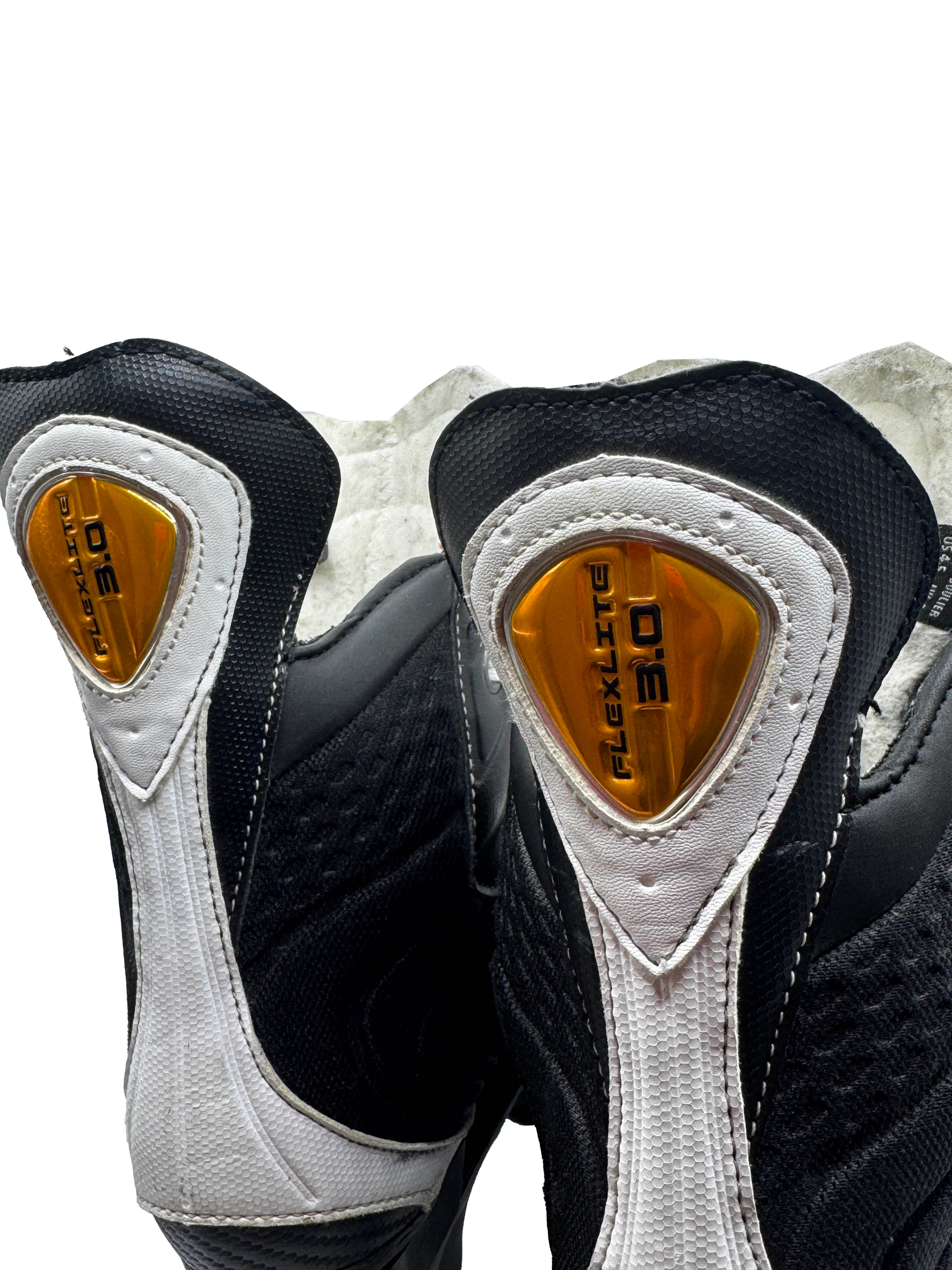 Renewed UK3 Nike Bauer Flexlites 3.0 Quad Rollerskates